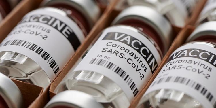Immagine dell'articolo: <span>È legittimo pretendere la somministrazione di un determinato vaccino anti Covid-19?</span>

