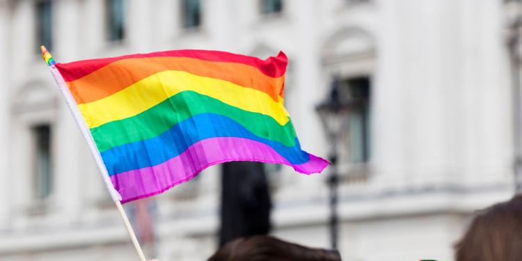 Immagine dell'articolo: <span>Studi legali e Pride Month: è possibile evitare il rainbow washing?</span>
